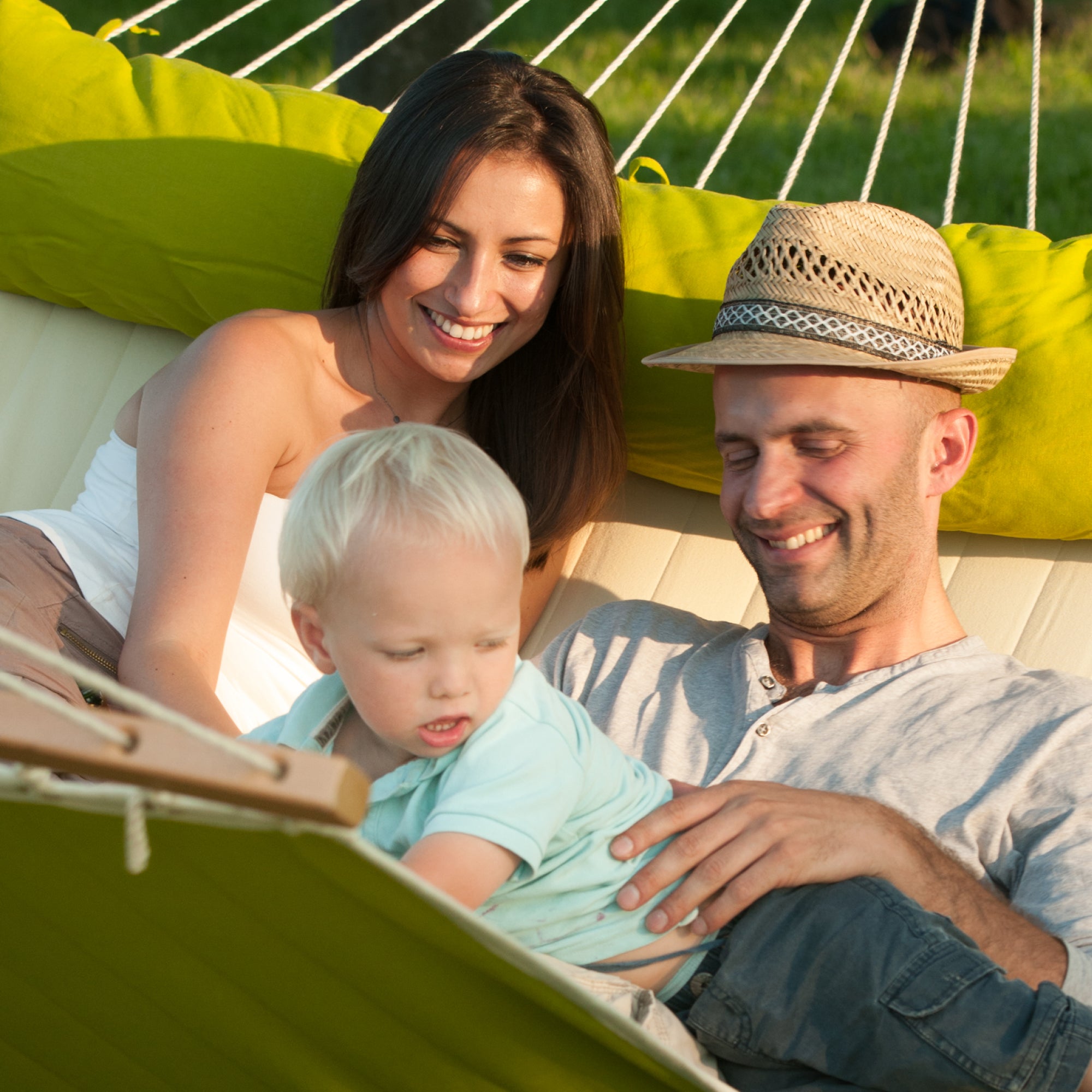 LA SIESTA Alabama Kingsize Hammock Swings are easy to mount 