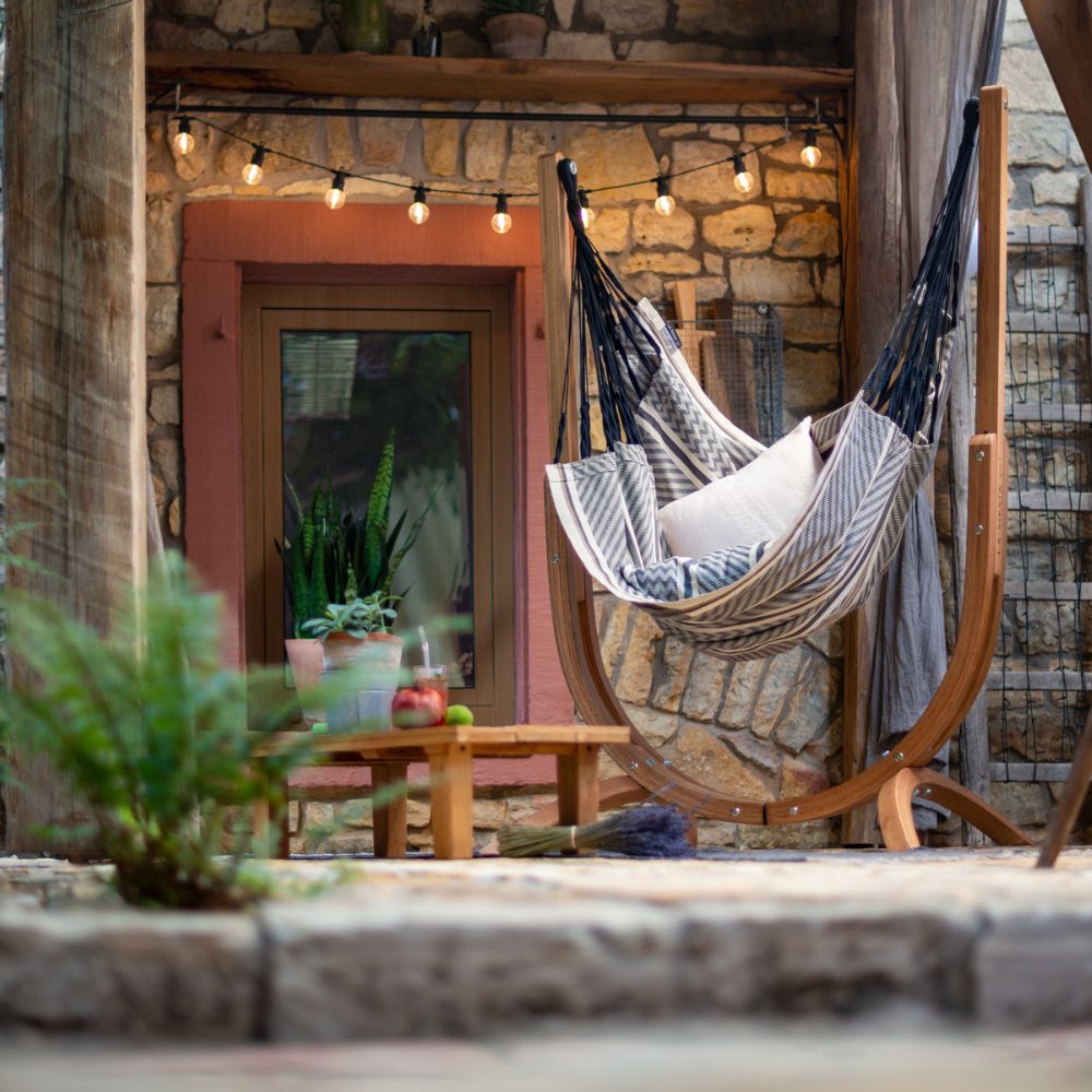 LA SIESTA Udine Outdoor Hammock Chair in Sea Salt and Almond