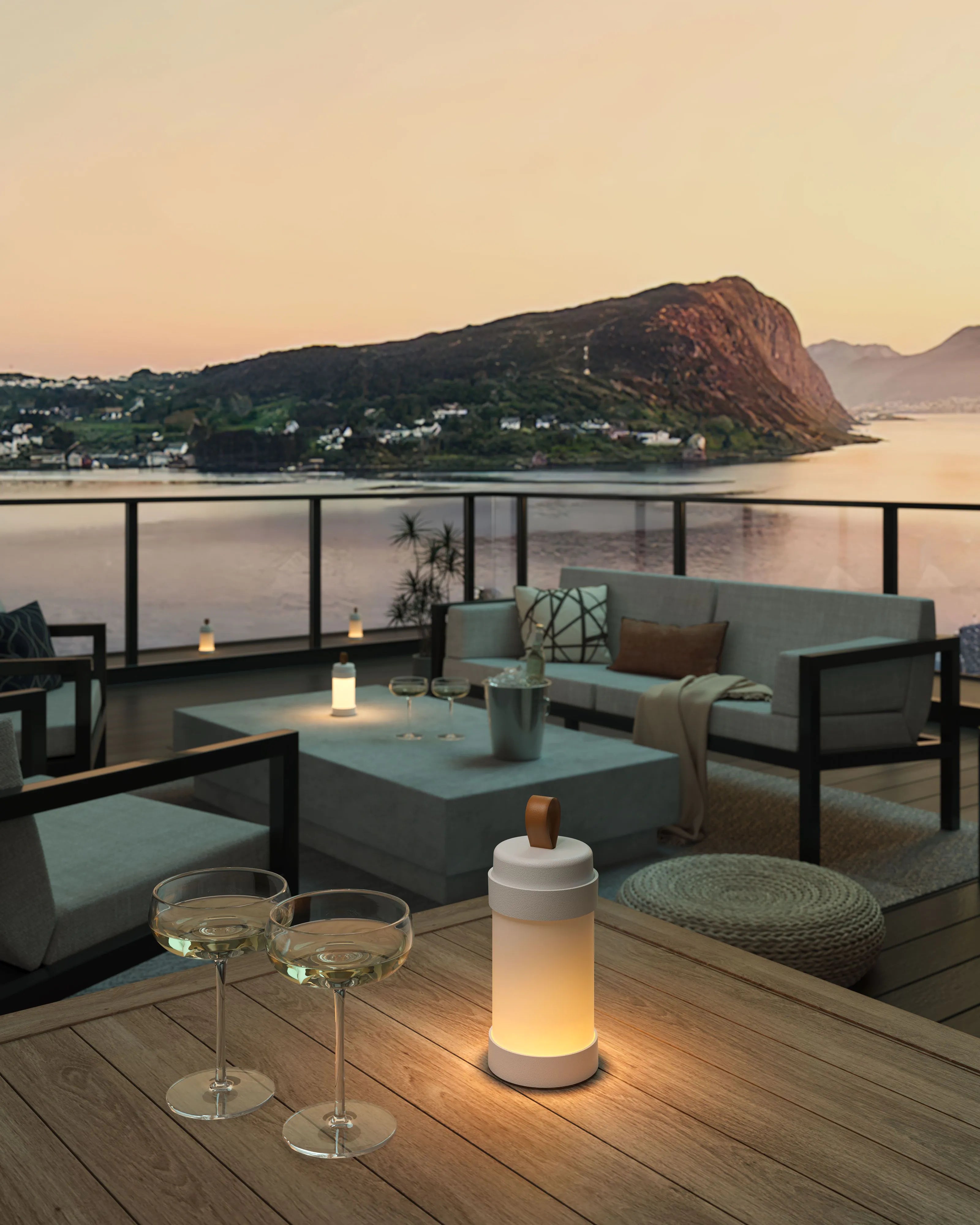 Sompex Alva rechargeable table lamps can be used as a ceiling light.