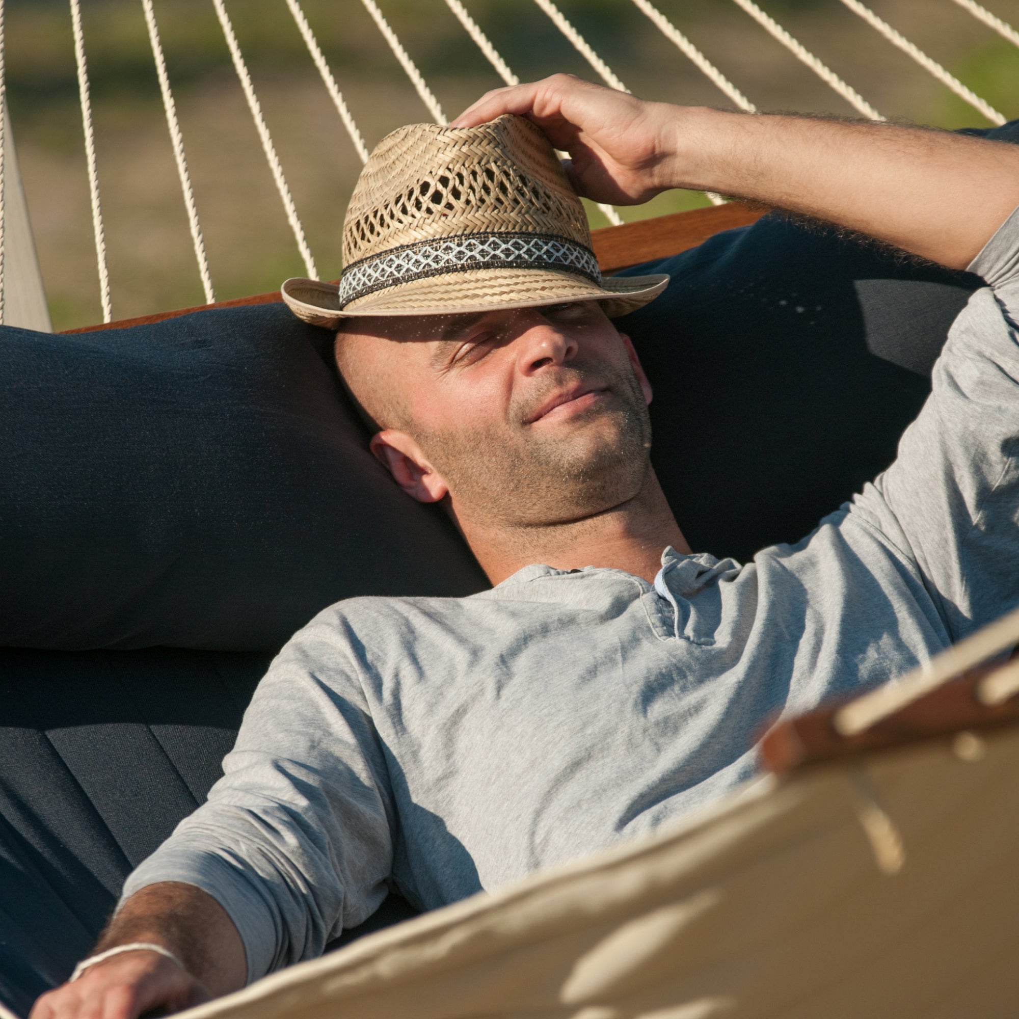 LA SIESTA Alabama Kingsize Hammock Swings offer optimal weight distribution