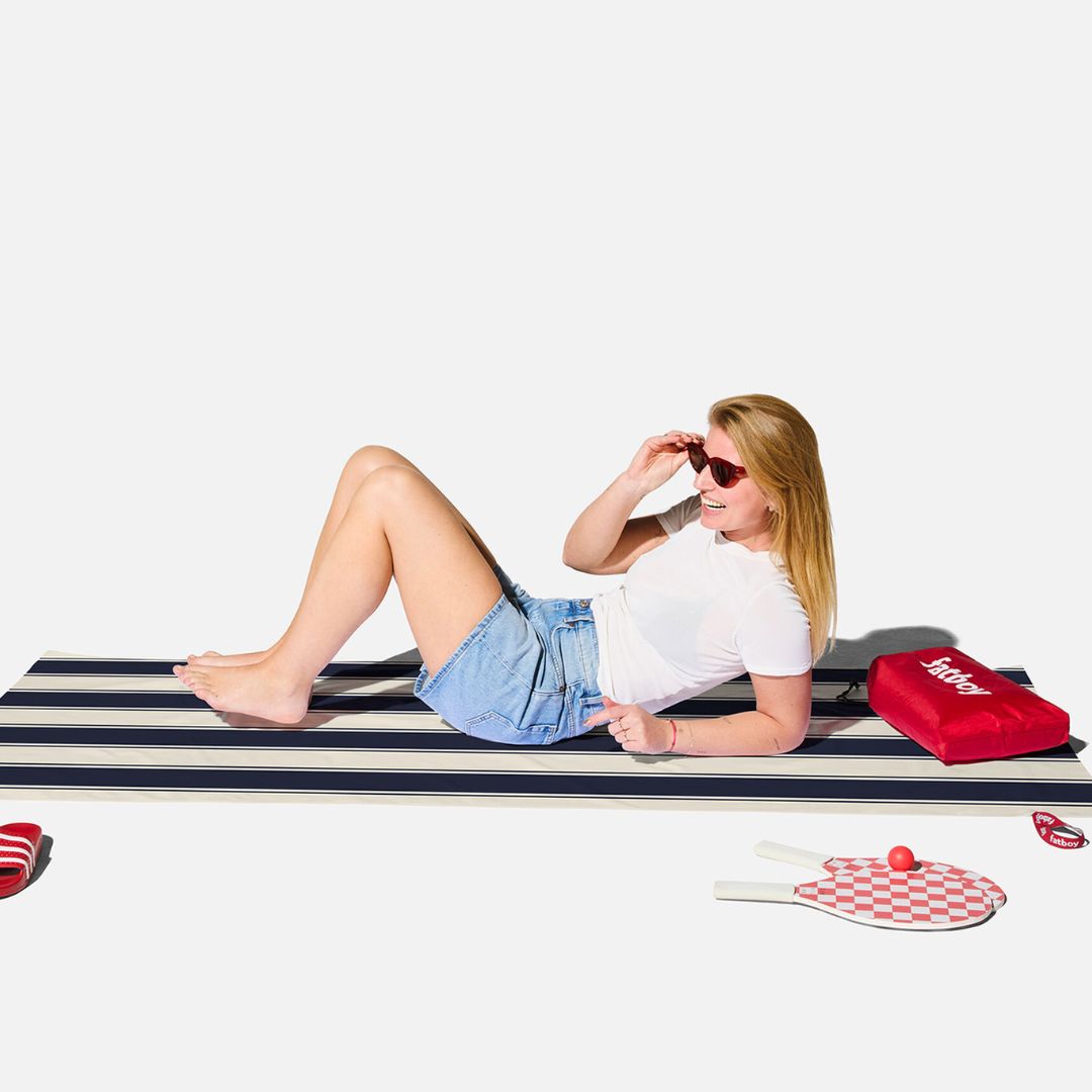 Fatboy Beach Baggy Towel with Pillow (XL)