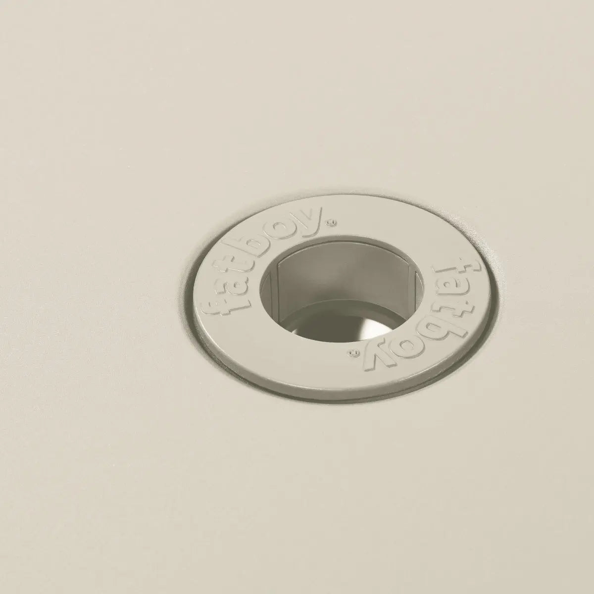 Fatboy Toni Tavolo 6-seat dining table - DesertRiver.shop