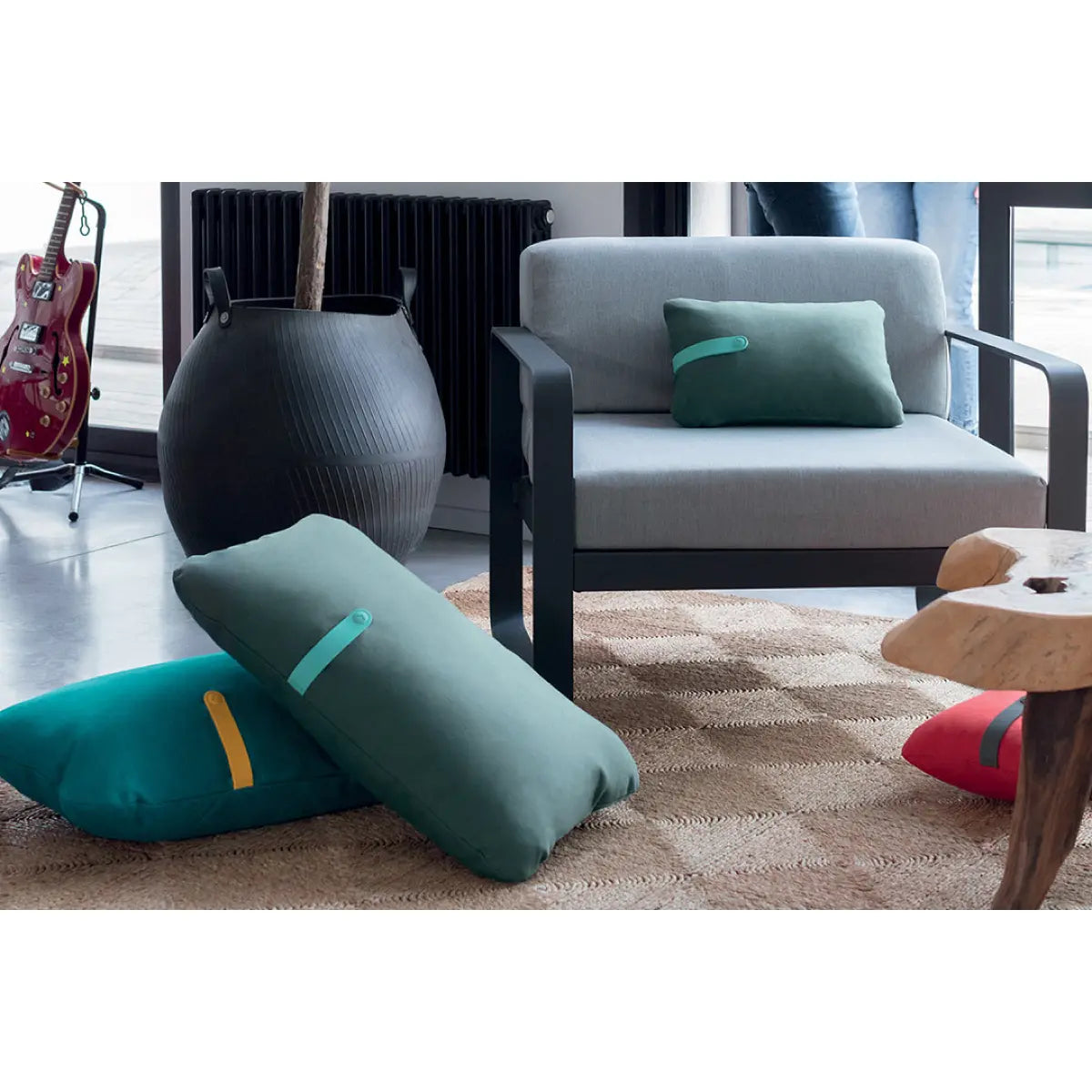 Fermob Colour Mix cushion, burgundy (68 x 44 cm) - DesertRiver.shop