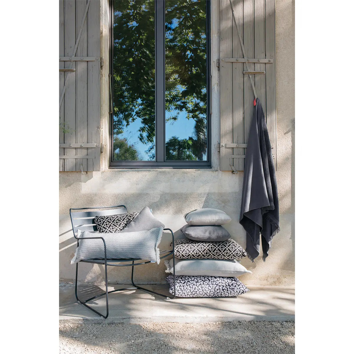 Fermob Surprising armchair - DesertRiver.shop