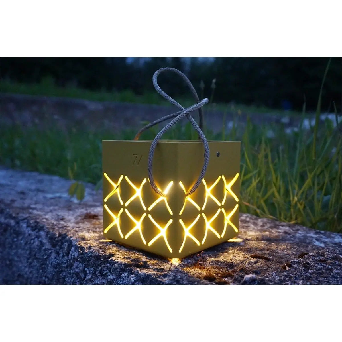 La Lampe Popup Mustard Solar Light