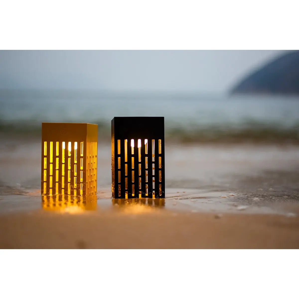 La Lampe Pose 4 Black Solar Light