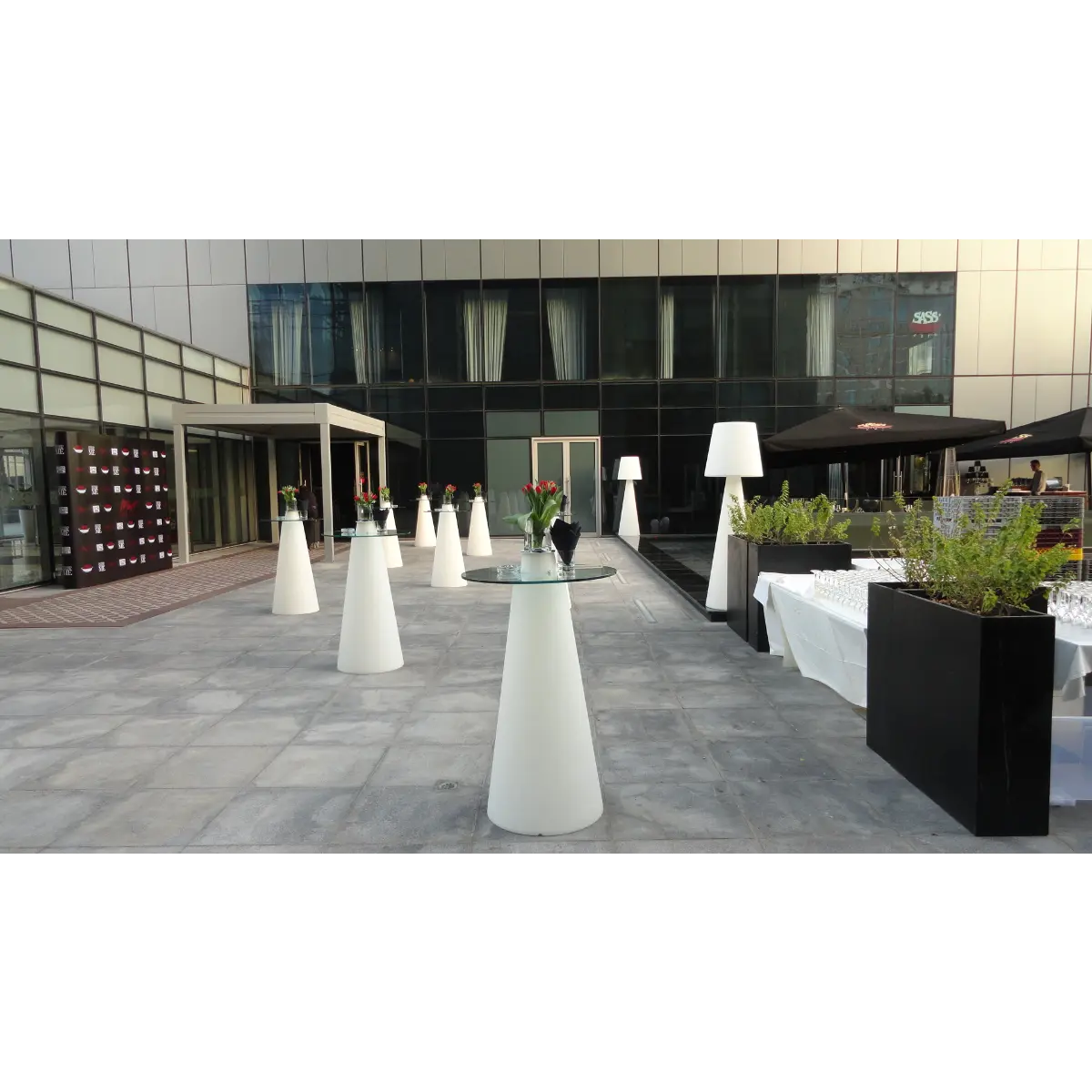 Slide Peak high table SLIDE